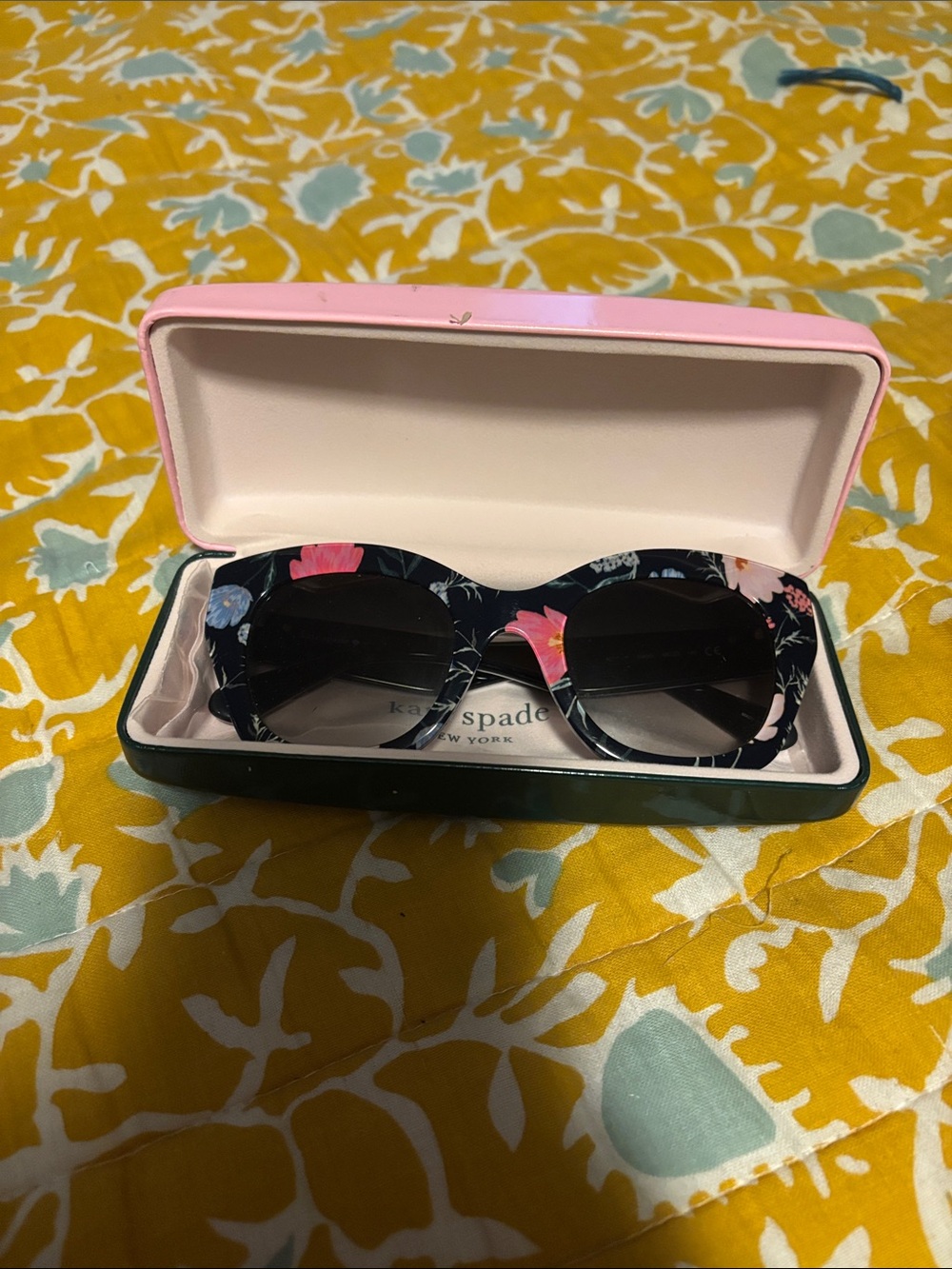 Kate Spade Jalena Sunglasses Floral Black Retro